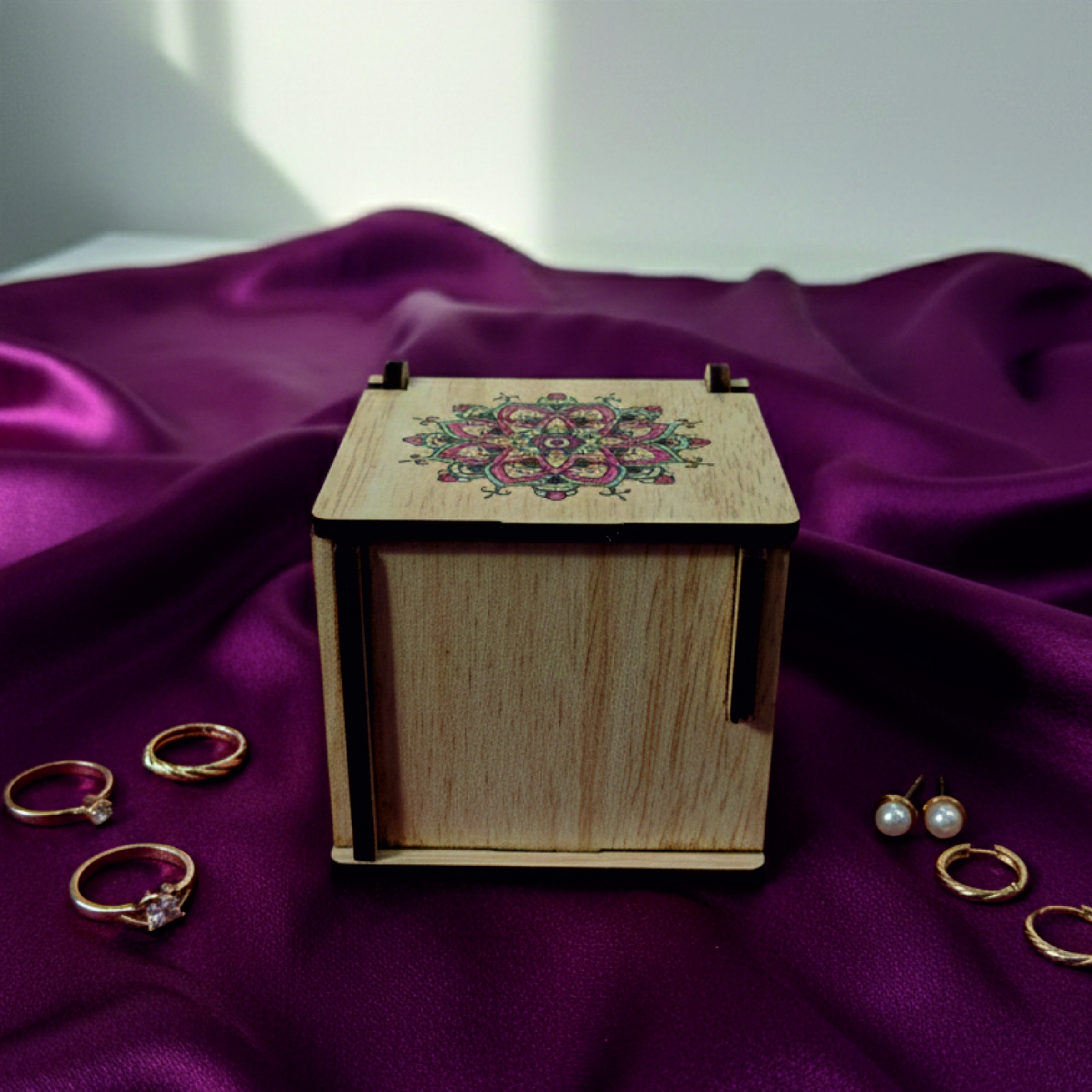 Minimalist Organizer Cube